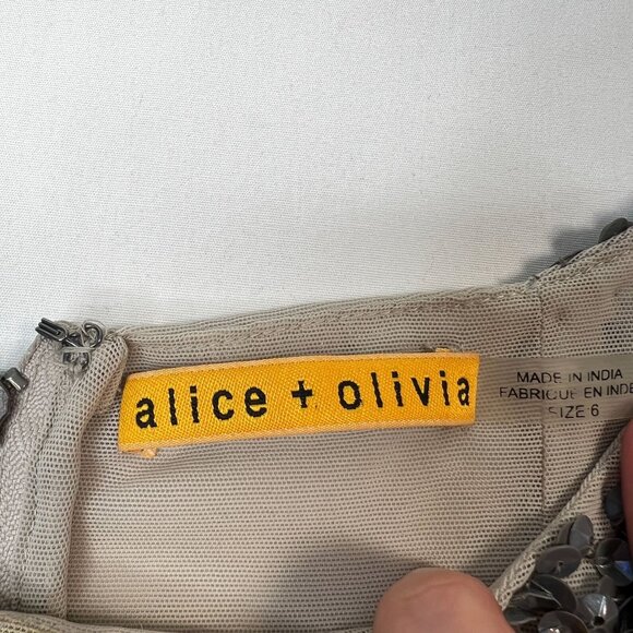 Alice + Olivia Taryn Colorblock Sequin Dress Mini Party Cocktail Yellow Gray 6 - Picture 7 of 16